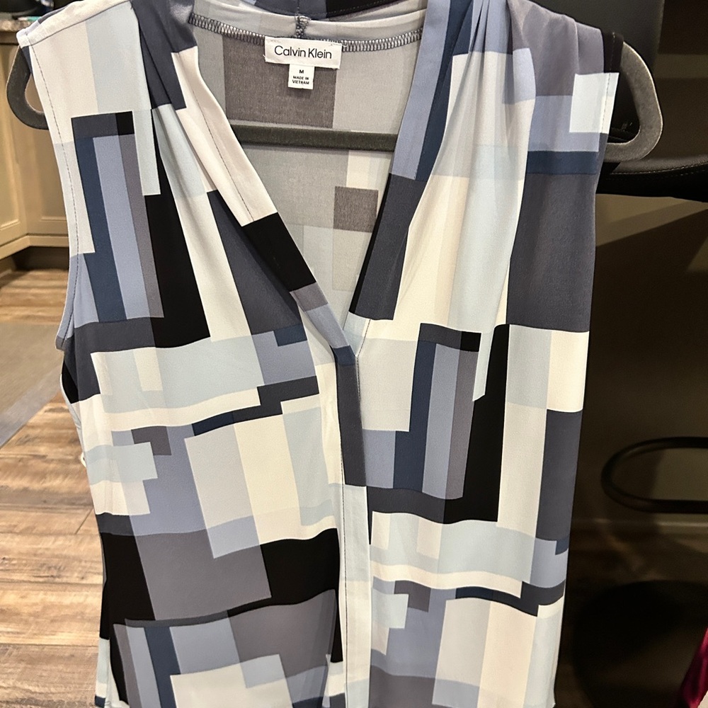 Calvin Klein Modern Patterned Top